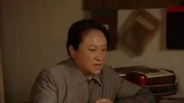 《故乡的泥土》第16集剧情介绍,第16集故事梗概