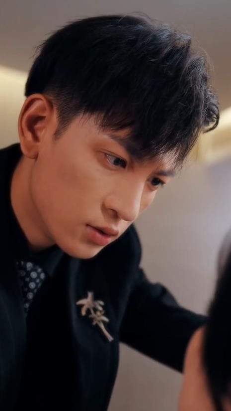 《离婚后唐总他打脸了》短剧讲了什么故事?精彩剧情解析